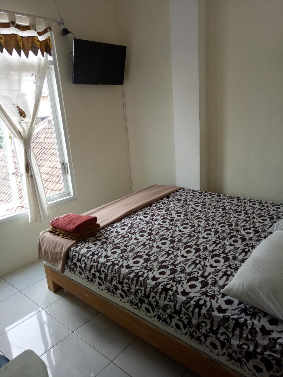Losmen Fadel Malioboro Jogja ยอกยาการ์ตา ภายนอก รูปภาพ